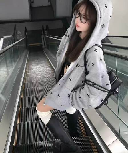 얇은 스타일 털이 있는 원본 솜씨 자수 순수한 Mianhua 면 복합 후드 티 스웨터 여성