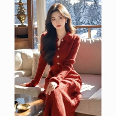 批发新年红<b class='q'>通勤</b>百搭polo翻领针织连衣裙女秋冬新款修身显瘦法式长裙