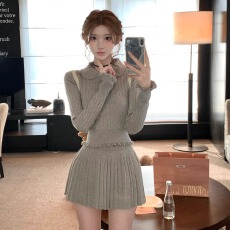 批发迟伞伞25/fw 灰色风信子 彼得潘领蝴蝶结<b class='q'>针织</b>上衣百褶半裙<b class='q'>套装</b>