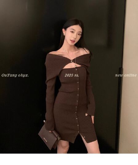 지구 Ouyang 오프숄더 긴팔 여성 드레스 가을 허리 수축 핫걸 타이트 스커트 미니 스커트 몸매 가꾸기 슬림해 보이는 치마