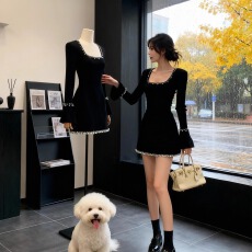 批发气质钉珠黑色长袖修身针织连衣裙女2025秋<b class='q'>冬</b>季千金风修身A字短裙