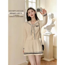 批发2026年春季新款 清爽海军风”百搭针织套装时尚两件套