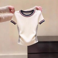 批发<b class='q'>外贸</b>专柜出口女装法式高级感圆领短袖2026春季针织t恤杏色上衣女