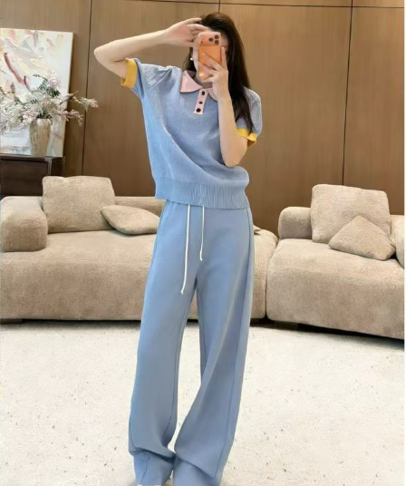 2026 년 여름 새로운 POLO 칼라 오래된 돈 바람 니트 세트 여성 여름 와이드 레그 팬츠 투피스 세트 품격 착용 가져 가라. 여성