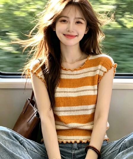 보존 섹션 추천 한 부서 프릴 스트라이프 니트 스웨터 여성 여름 새로운 외국 가스 연령 감소 작은 날다 소매 맨위