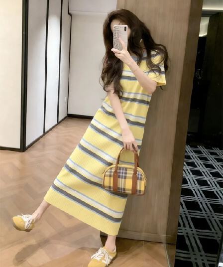 2026 년 새로운 초여름 자이언트 잘 생긴 miu 부서 착용 가져 가라. 작은 키 품격 프랑스식 스트라이프 여성 드레스 여름