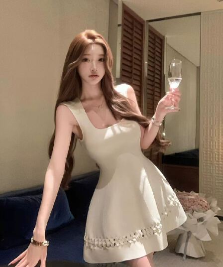 수영장 자오 짜오 26ss 한자 오 천 골드 alai 순수한 흰색 작은 흰색 꽃 니트 허리 수축 드레스 품격 미니 스커트 여성