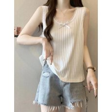 批发<b class='q'>春</b>夏季2026新款蕾丝花边吊带背心女大码宽松遮肚外穿内搭打底上衣