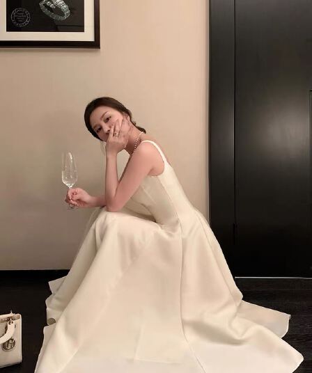 middletone 그는 벤 치마 dio 보여주기 섹션 좋은 모방 실크 털 광택 허리 수축 슬립 드레스 예복