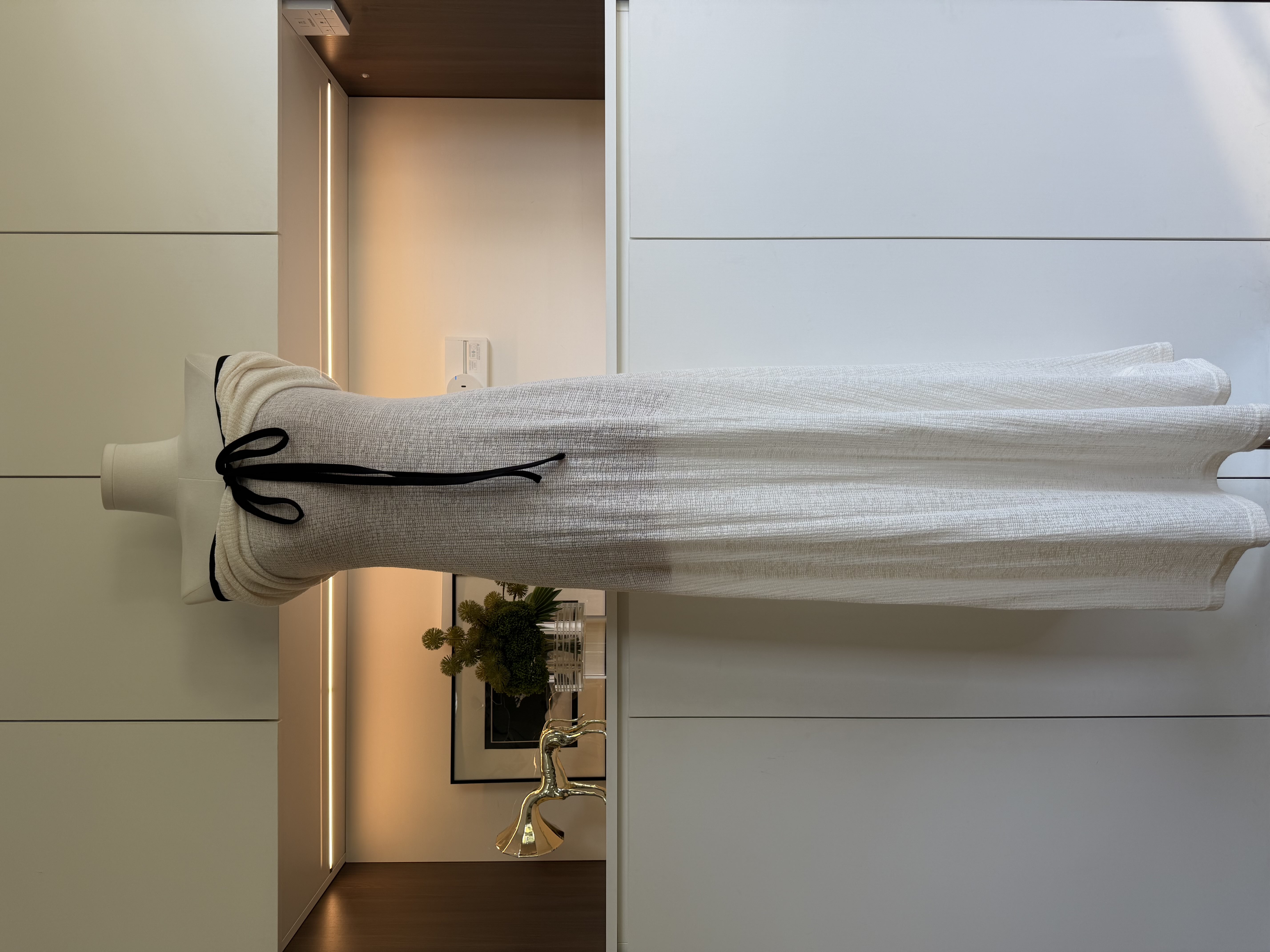 밤나무 코코아 윈저 사랑 낭만주의 오프숄더 레이스업 허리 수축 타이트 스커트 여성 드레스 봄