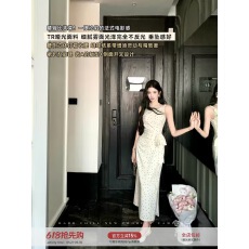 批发Barb Chill「温柔姐姐」无袖吊带波点<b class='q'>连衣裙</b>女夏季收腰法式长裙