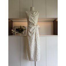 批发Barb Chill温柔姐姐无袖吊带波点<b class='q'>连衣裙</b>女夏季收腰法式长裙