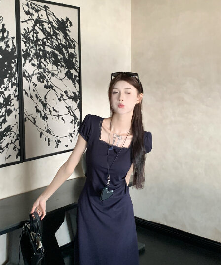 실사 프랑스식 광장 칼라 레이스 조각 반팔 몸매 가꾸기 슬림해 보이는 품격 롱 코트 드레스
