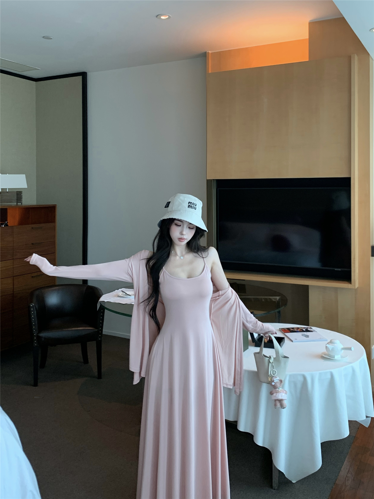실사 여름 프랑스식 품격 예술 건강 낭만주의 슬립 롱 스커트 자외선 차단 오픈 가디건 차가운 센스 세트