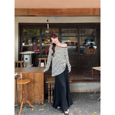 批发实拍 莫代尔一字肩条纹防晒薄款<b class='q'>T</b><b class='q'>恤</b>长袖上衣+半裙套装女