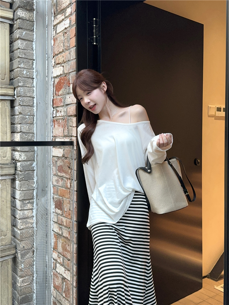 실사 모달 오프숄더 자외선 차단 얇은 스타일 티셔츠 긴팔 맨위 스트라이프 반 스커트 세트 여성