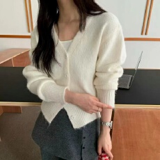 批发BLUEBERRY韩系针织条纹甜美系列马海毛针织<b class='q'>新款</b>加厚开衫
