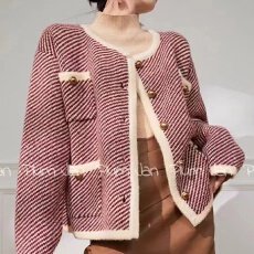 批发小香风撞色条纹毛衣外套女<b class='q'>春秋</b>款针织开衫高级感超好看