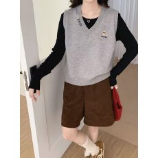 新款学院风绵羊绒V领针织马甲刺绣小狗背心