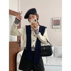 批发韩系新款学院风减龄披肩拼接<b class='q'>长袖</b><b class='q'>T</b><b class='q'>恤</b>女秋季设计感宽松撞色毛衣女