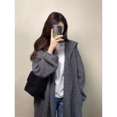 批发现货连帽中长款毛衣<b class='q'>开衫</b>女秋冬加厚宽松外穿慵懒风高级感针织外套