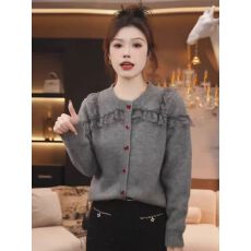 批发蕾丝拼接独特超好看毛衣2025秋冬新款女装设计感小众针织<b class='q'>开衫</b>上衣