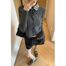 批发眠眠doll 时髦撞色<b class='q'>衬衫</b>领针织开衫女秋冬修身内搭打底衫