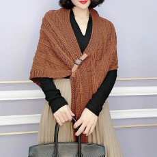 批发2025新款高端三角披肩女外搭办公室秋冬保暖<b class='q'>针织</b>围巾两用斗篷外套