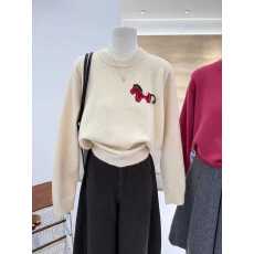 批发设计师款！趣味小马刺绣圆领针织衫女秋冬新款舒适软糯休闲上衣潮