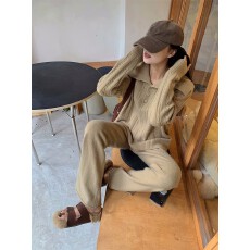 批发2025原版秋冬加厚翻领麻花毛衣<b class='q'>女</b>针织阔腿裤高腰<b class='q'>直筒</b>时尚休闲<b class='q'>套装</b>