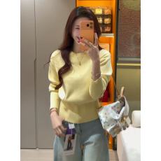 批发韩系巨好看的软糯毛衣<b class='q'>女</b>2025秋冬新款洋气百搭套头针织衫长袖上衣