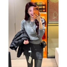 批发新年红色提花圆领泡泡袖加厚毛衣<b class='q'>女</b>秋冬新款修身显瘦保暖洋气上衣