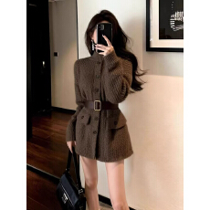 批发韩系高级感收腰显瘦针织连衣裙2026秋冬新款超好看的冬装毛衣短裙