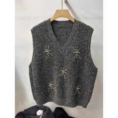 批发气质钉珠V领百搭针织马甲<b class='q'>女</b>早春新品高级感时尚无袖背心上衣2026