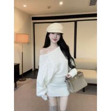 批发纯欲性感高级烫钻露肩毛衣裙法式高腰气质名媛修身显瘦针织连衣裙