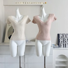 批发你的懒懒llan【私心zui爱】柔光丝绸缎面V领针织T+<b class='q'>蕾丝</b>内搭套装女