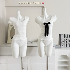 批发一颗小野莓方领短袖T恤女夏季新款蝴蝶设计法式温柔修身显瘦上衣