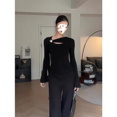 批发<b class='q'>大码</b>胖MM辣妹风镂空辣妹长袖T恤<b class='q'>女</b>秋季设计感打底衫显瘦修身上衣