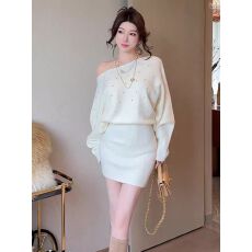 批发小香风烫钻针织<b class='q'>连衣裙</b>女秋冬纯欲性感一字肩包臀裙<b class='q'>蝙蝠</b>袖毛衣裙子