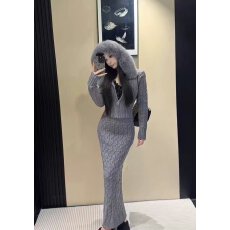 批发秋冬季女装新款纯欲包臀半身裙+拉链上衣<b class='q'>外套</b>连帽毛毛针织套装