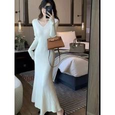 批发v领针织<b class='q'>连衣裙</b>修身显瘦包臀毛衣内搭打底<b class='q'>长裙</b>子