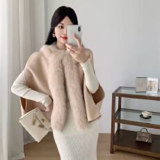 批发千金风毛毛双面呢大衣女<b class='q'>短款</b>狐狸毛领斗篷披肩毛呢外套单件