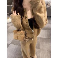 批发极简轻熟风款<b class='q'>修身</b>显瘦洋气上衣+长<b class='q'>裤</b>两件套