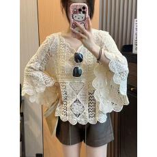 批发<b class='q'>夏</b>季针织镂空钩花喇叭袖罩衫女套头轻奢时尚蕾丝百搭气质上衣