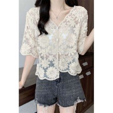 批发夏季防晒<b class='q'>开衫</b>短外套女<b class='q'>针织</b>上衣配吊带裙子薄款镂空外搭蕾丝小披肩