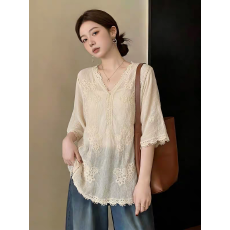批发<b class='q'>大码</b>遮肚子民族风v领刺绣雪纺衬衫女夏季胖妹妹宽松显瘦减龄上衣