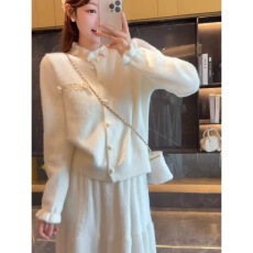 批发新款韩系巨好看针织上衣外套<b class='q'>女</b>秋冬季温柔风穿搭