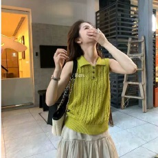 批发韩系镂空Polo领麻花针织无袖背心内搭打底衫休闲上衣