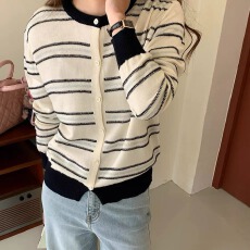 批发<b class='q'>条纹</b>圆领针织<b class='q'>开衫</b>女2026年春季新款韩系撞色百搭显瘦轻薄休闲上衣
