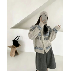 批发费尔岛<b class='q'>针织</b>开衫春秋冬新款提花刺绣小众潮牌毛衣外套